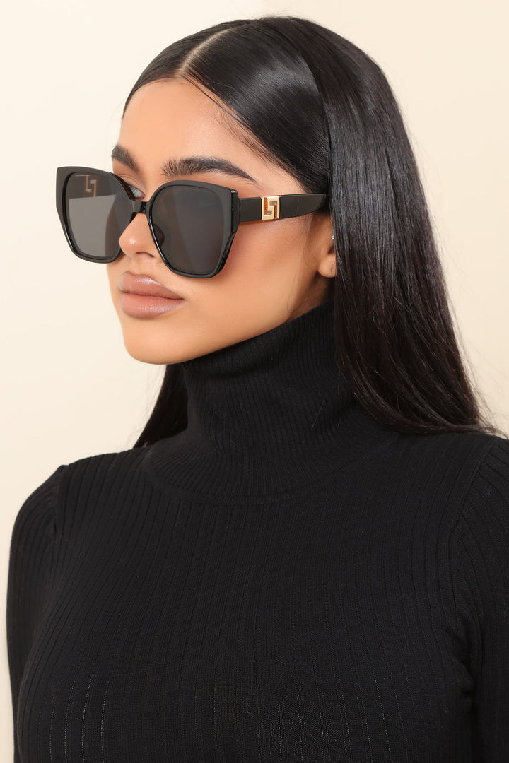 Living In The Fast Lane Square Sunglasses - Black