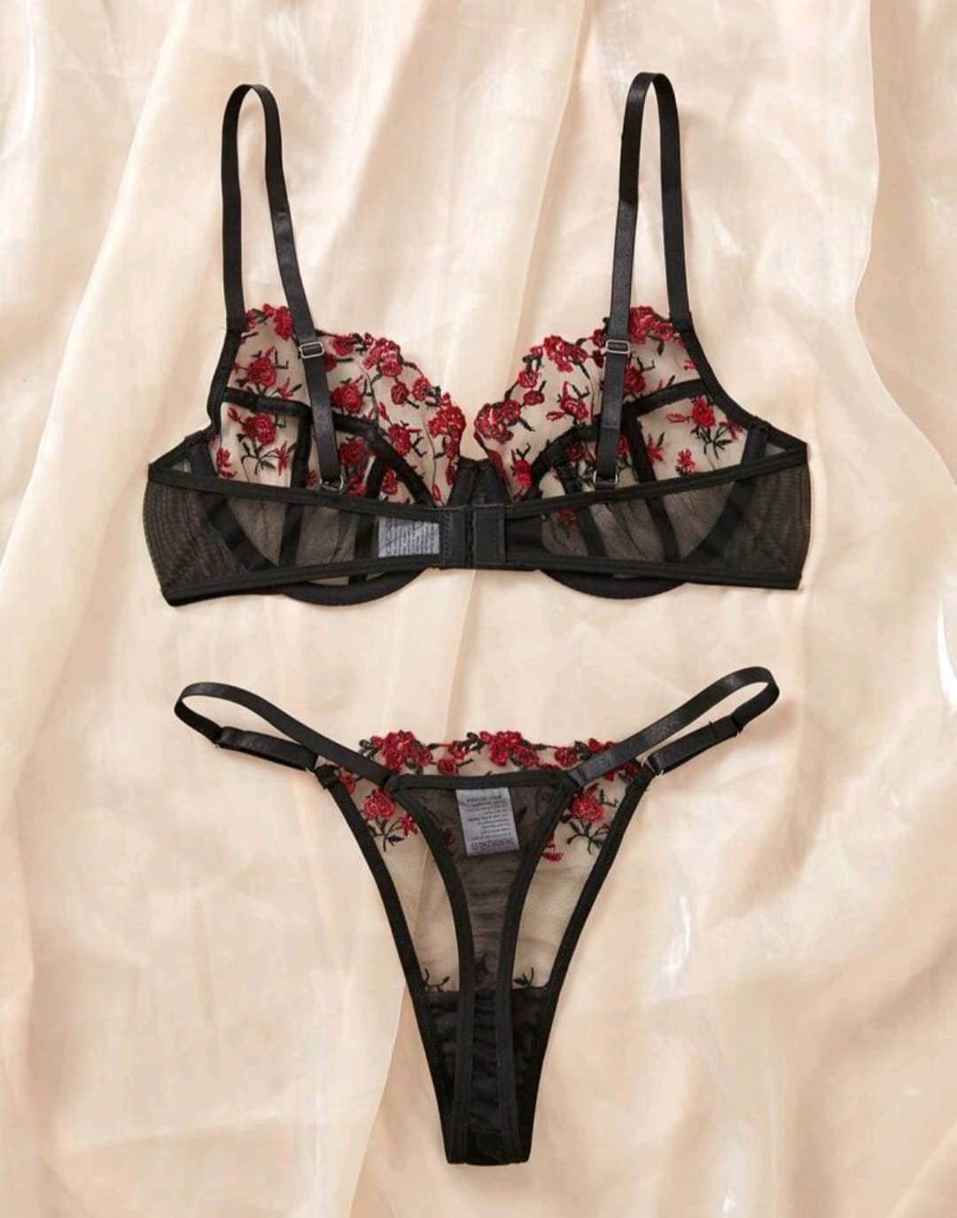 LINGERIE 20