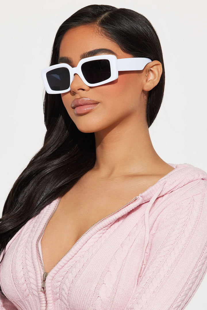 Got You Guessing Sunglasses - White