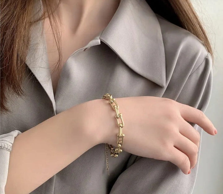 Bracelet golden simple