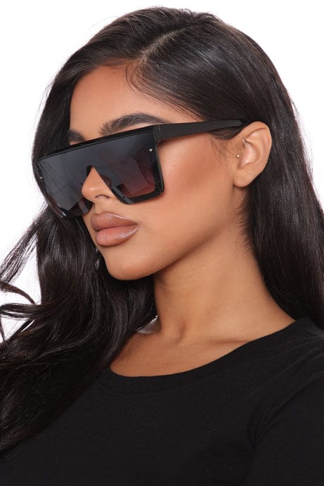 Sunglasses 10