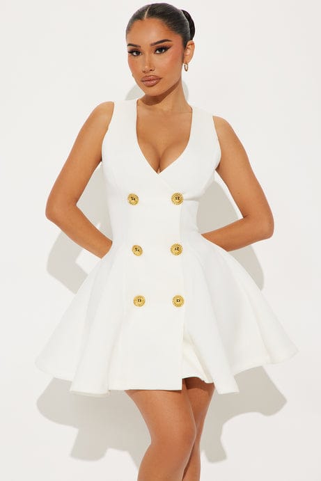 QUEEN OF EVERYTHING (white)