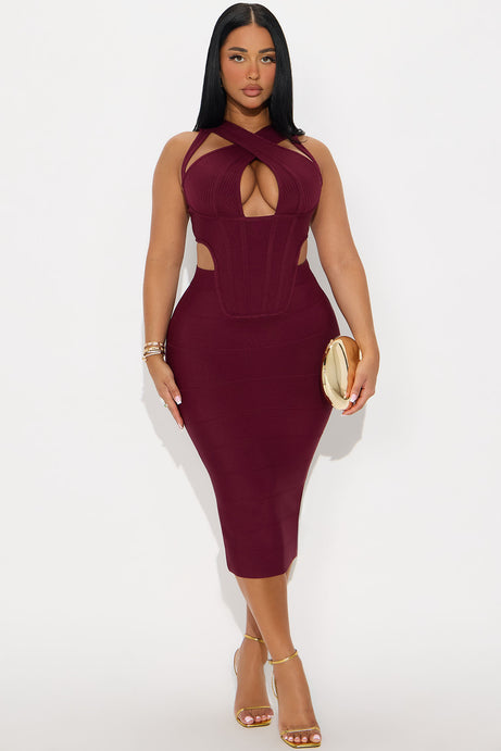 Midi dress باندج بتفاصيل متقاطعة – عنابي